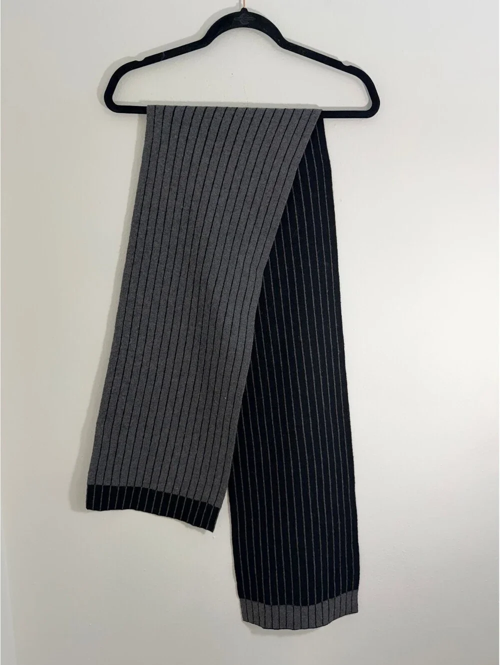 V. Fraas Men's Reversible Gray Black Pinstripe 100% Wool Scarf 66x10